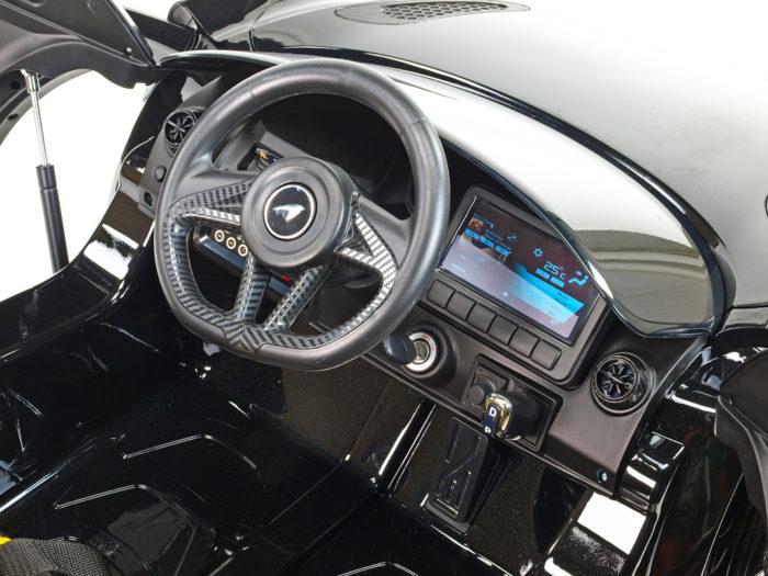 Kinderauto-Kinder-Elektroauto-McLaren-1-Sitzer-2x45w-schwarz-lackiert-Lenkrad