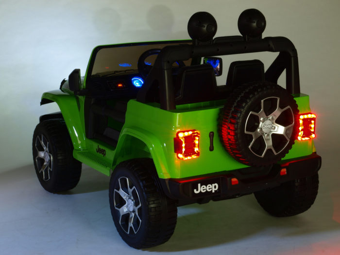 Kinderauto-Kinder-Elektroauto-Jepp-Wrangler-Rubicon-4x45W-2-Sitzer-grün-lackiert-Rücklicht