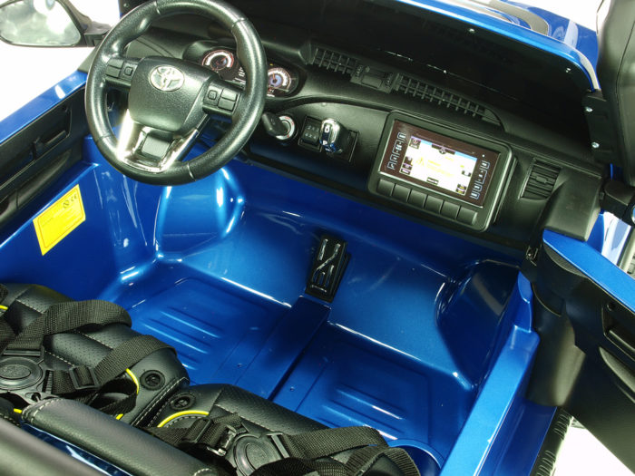 Kinderauto-Kinder-Elektroauto-Toyota-Hilux-4x35W-blau-lackiert-Lenkrad
