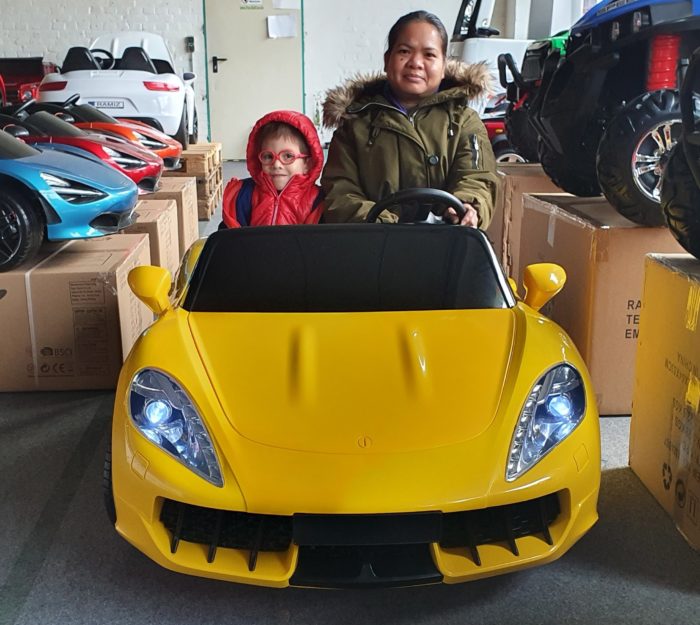Kinderauto-Kinder-Elektroauto-High-Speed-Perfecta-15Km/h-100Kg-Tragkraft-gelb