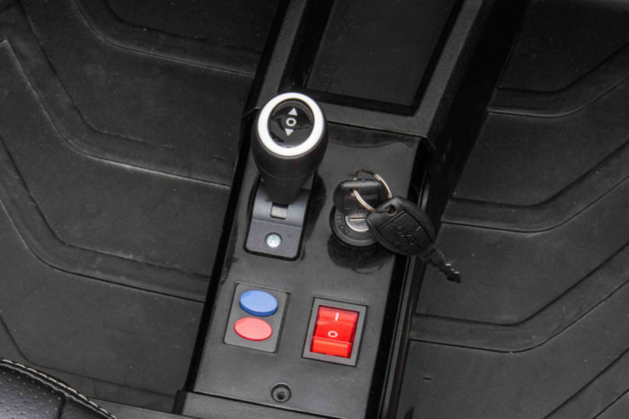 Kinderauto-Kinder-Elektroauto-UTV-Buggy-2000W-4-Sitzer-viersitzer-600W-Schlüssel